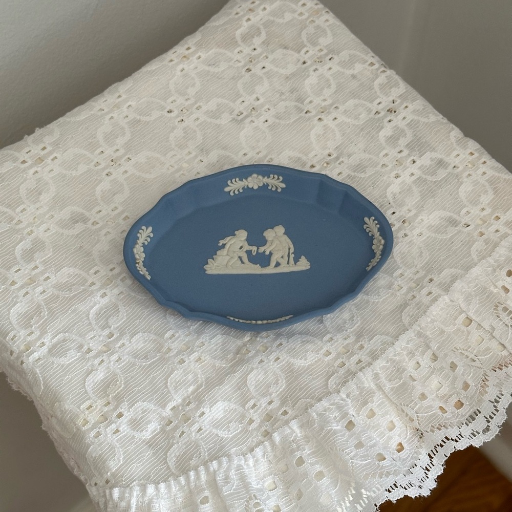 Vintage Wedgewood Ring Dish